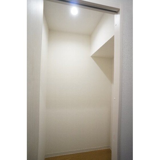 物件内観写真20　(納戸)