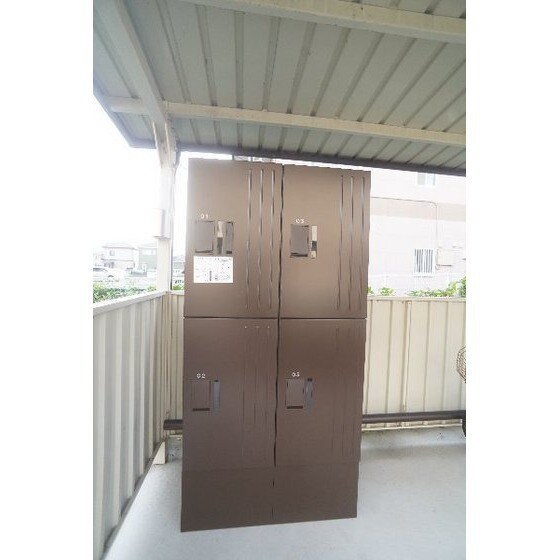 物件外観写真3　(宅配ボックス)