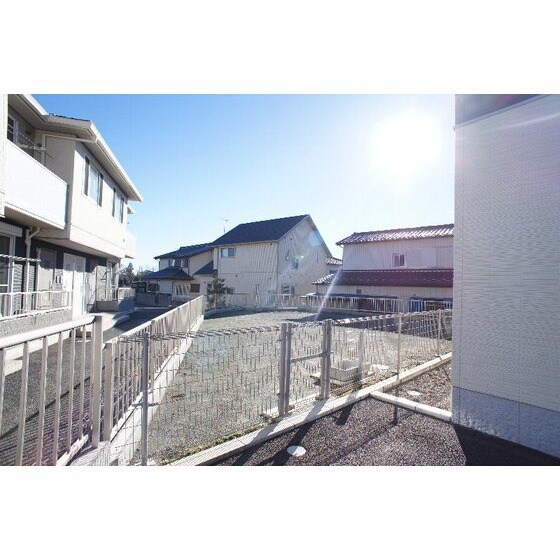 物件外観写真2　(ドッグラン併設)