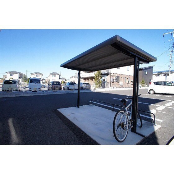 物件外観写真4　(駐輪場)