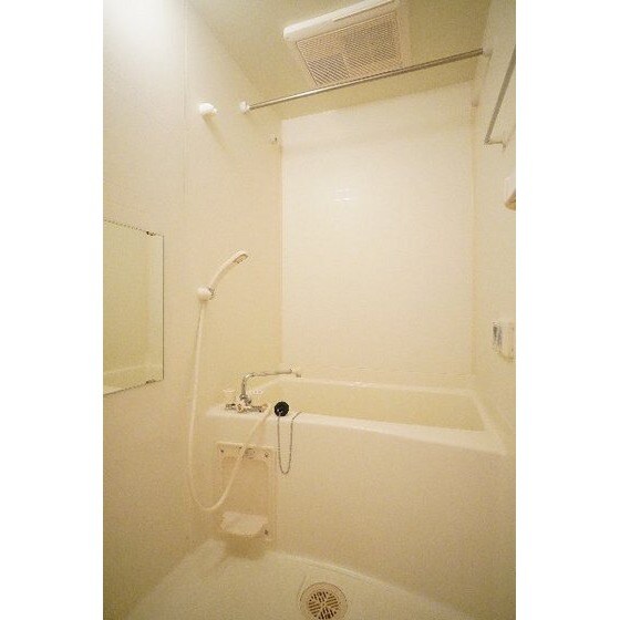 グロウステイト　Ｅのバス