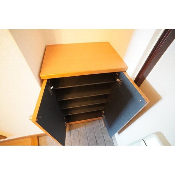 グロウステイト　Ｅの玄関