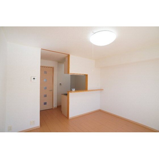 アルモニーメゾンＡの居室・リビング