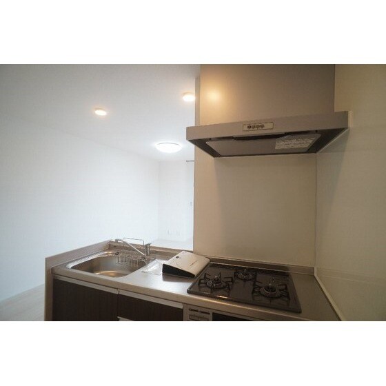 Ｄ－ＲＯＯＭ台新田町のキッチン