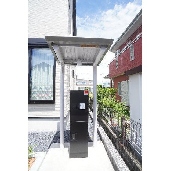 物件内観写真16　(宅配ボックスあり)