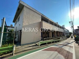 精華マンション外観写真