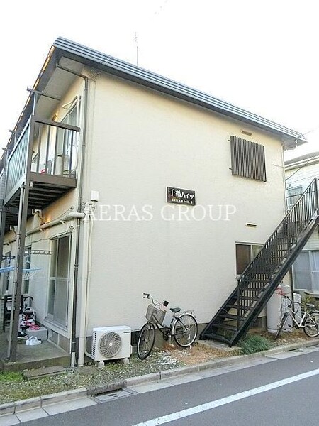 千鶴ハイツ外観写真