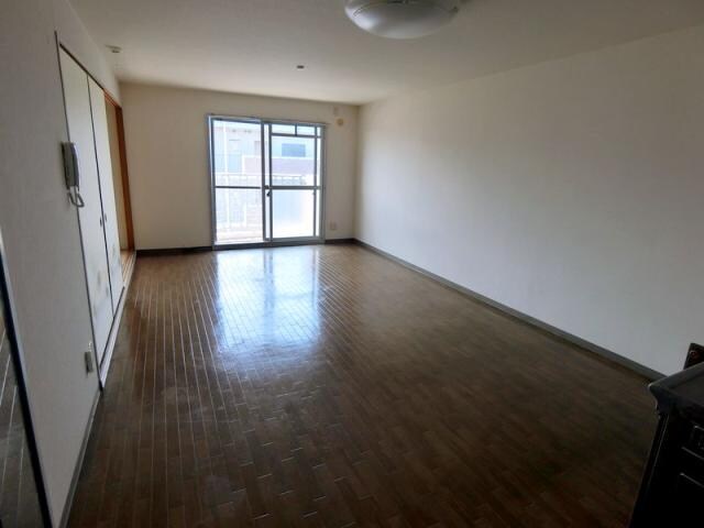 物件内観写真7　(洋室)