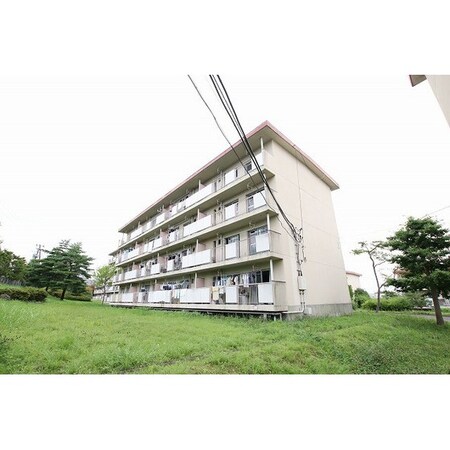 仙台中山団地2号棟外観写真
