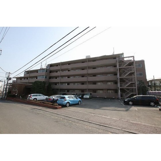 ファミール向山