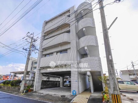 ライフピア松田外観写真