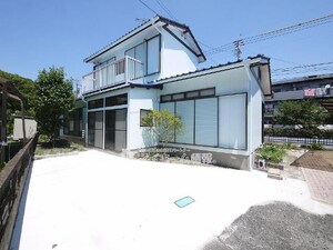 光借家外観写真
