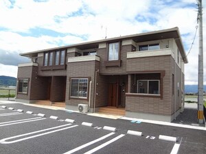 ストロベリー外観写真