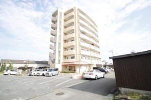 サンロイヤルマンション神埼壱番館外観写真