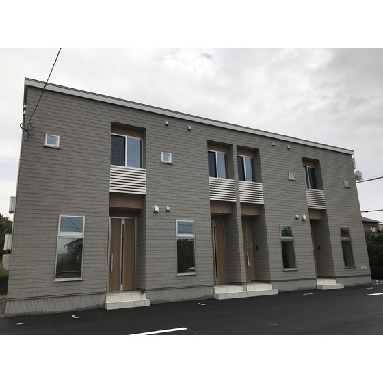 D-BOX呉羽山公園B棟