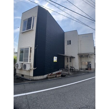 セサミ五福外観写真