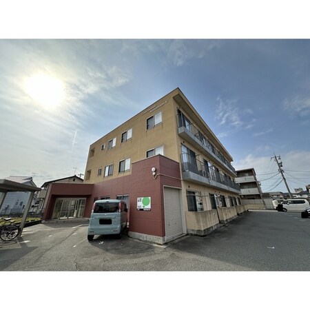 コンチネンタル轡田C外観写真