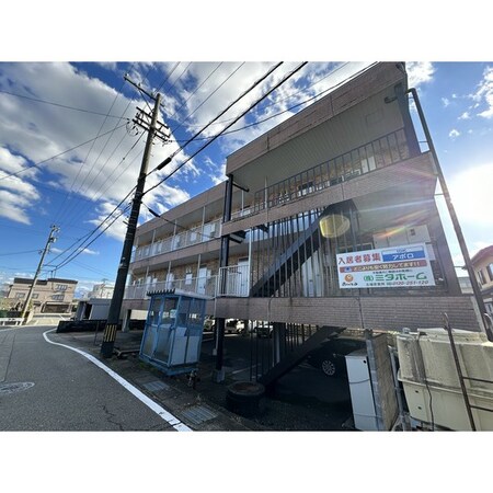 アポロ外観写真