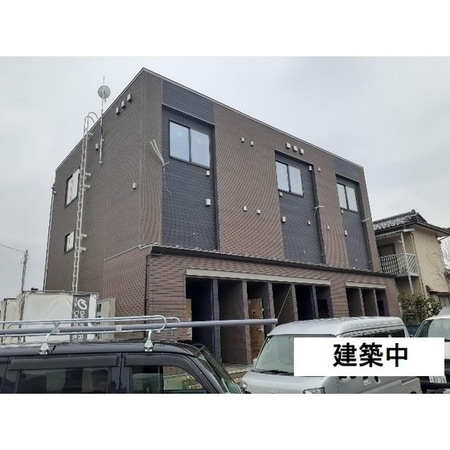サラ外観写真
