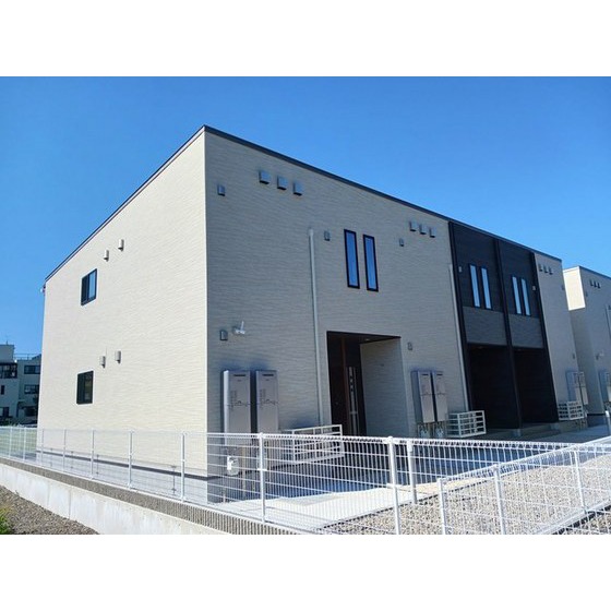 ヒカルサ高岡野村サウス2号棟