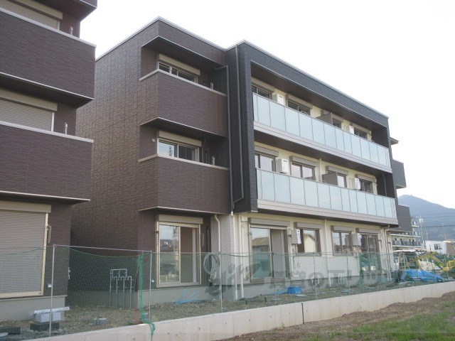 コンフォーザ　北館