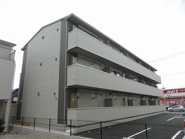 レグルス東刈谷の物件外観写真