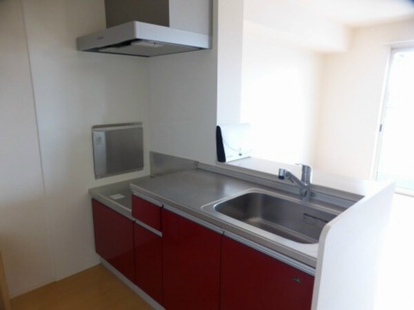 キッチン(同物件別部屋)