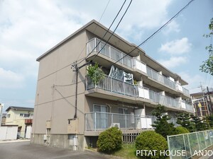 メゾングロワール外観写真