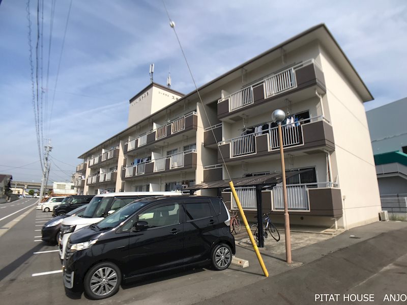 コーポラススギウラ