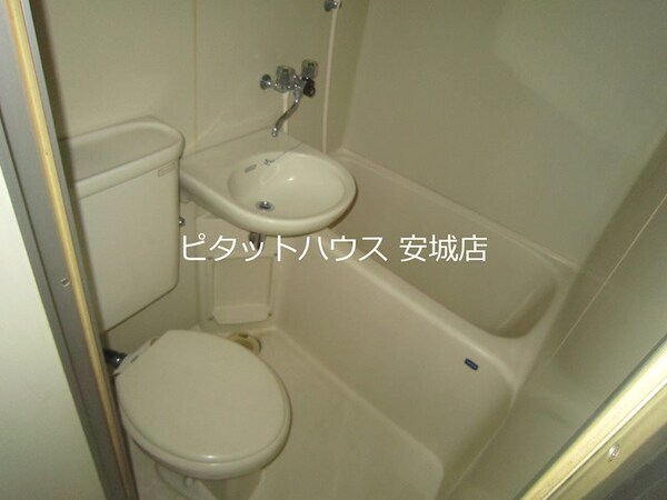 トイレ(参考写真１０３)