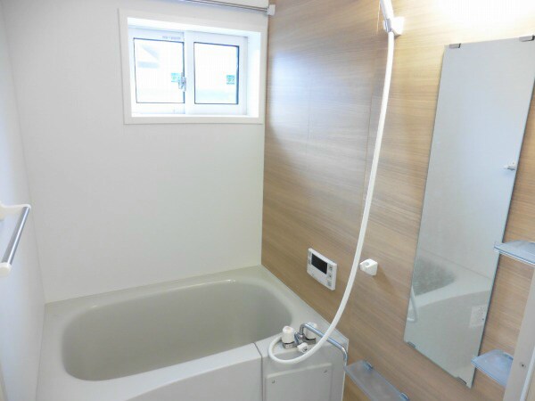 物件内観写真5　(別室例)