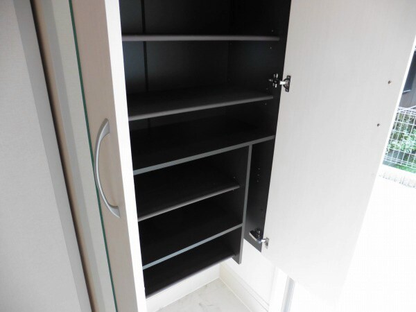 物件内観写真16　(別室例)