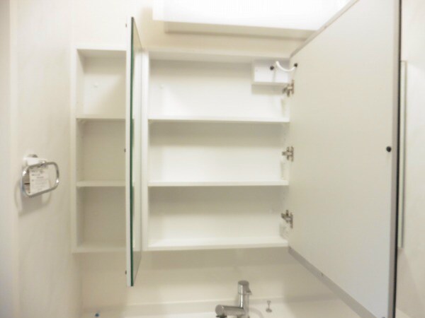 物件内観写真18　(別室例)