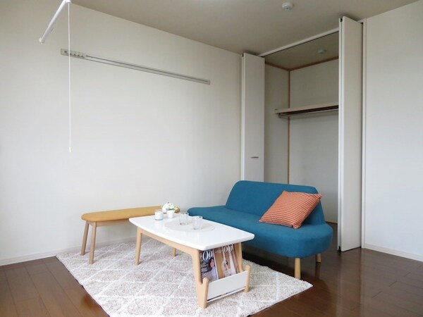 その他(家具家電は付きません。)