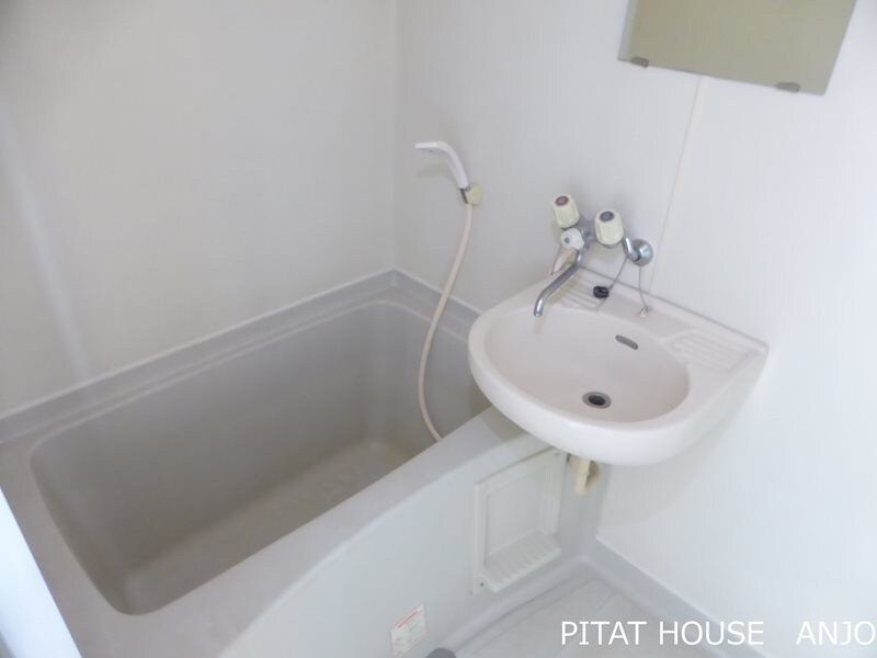 物件内観写真5　(参考写真　103号室)