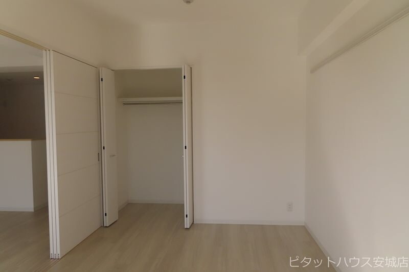 物件内観写真2　(502参考写真)