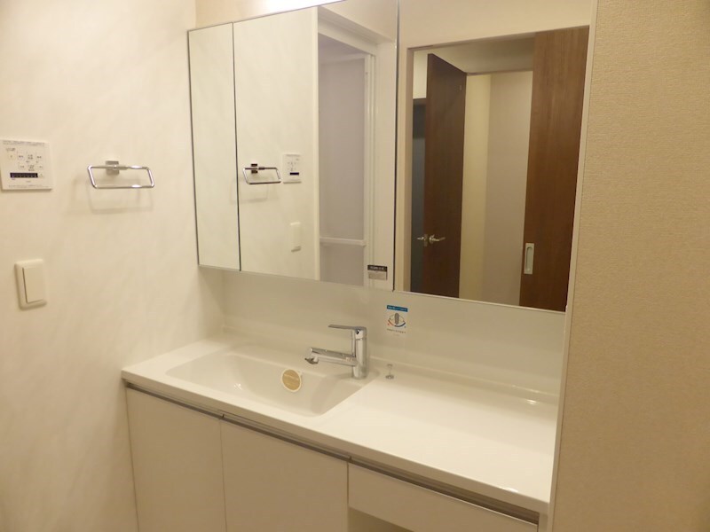 物件内観写真2　(同物件別部屋)