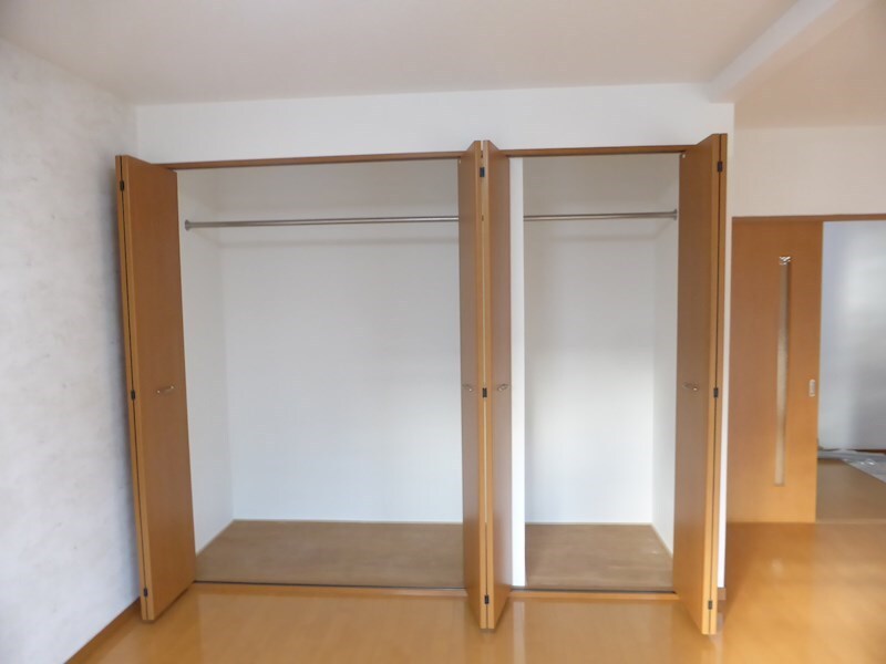 物件内観写真2　(別室写真)