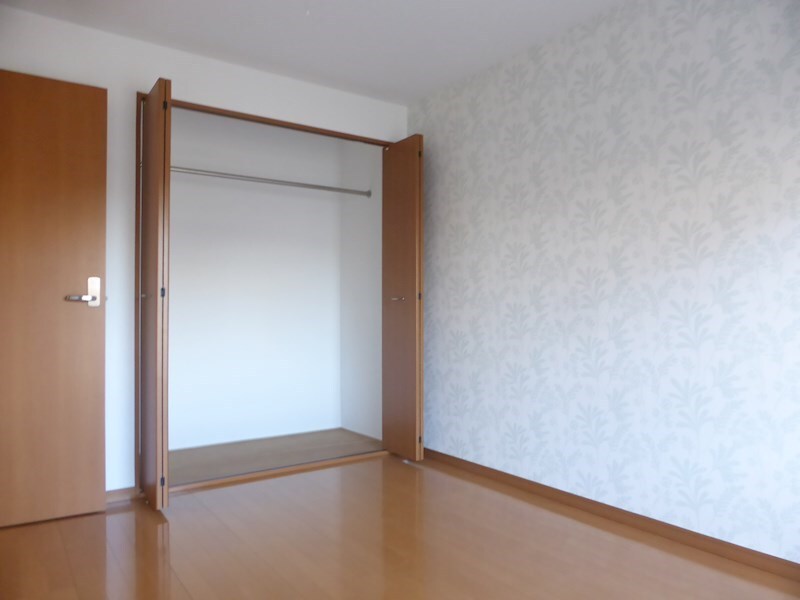 物件内観写真6　(別室写真)