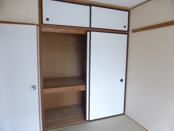 収納(別室写真)