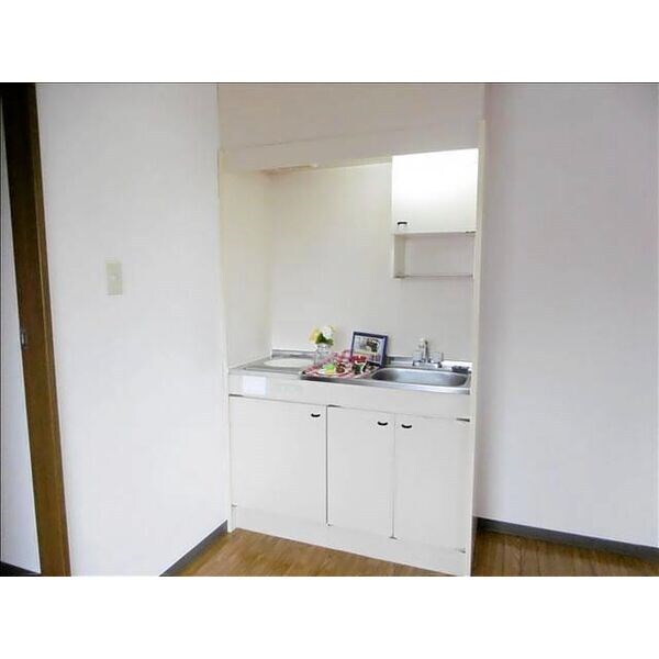 物件内観写真3　(別室写真)