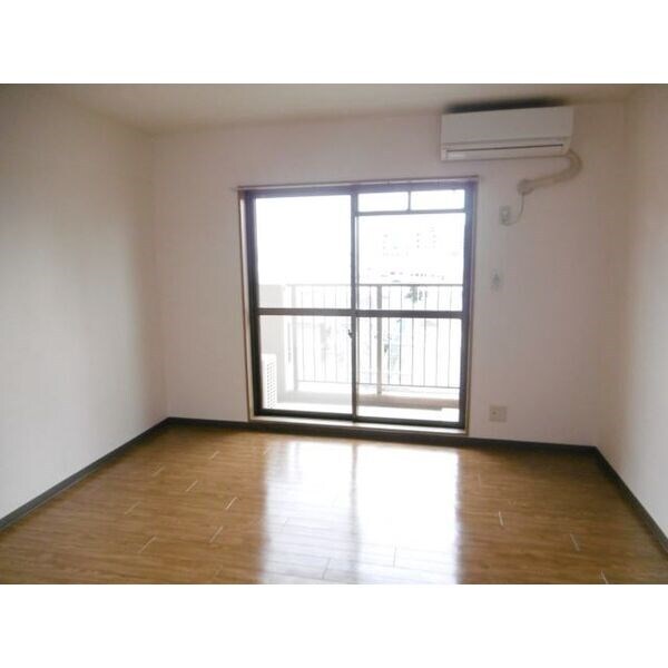 物件内観写真6　(別室写真)