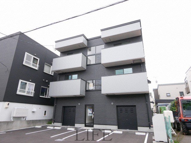 エール白石
