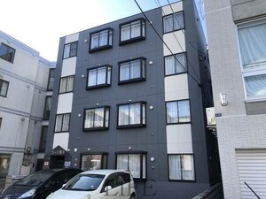 プレイズ菊水外観写真