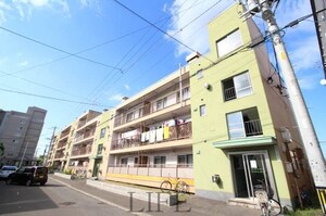 イーグルハイツ外観写真