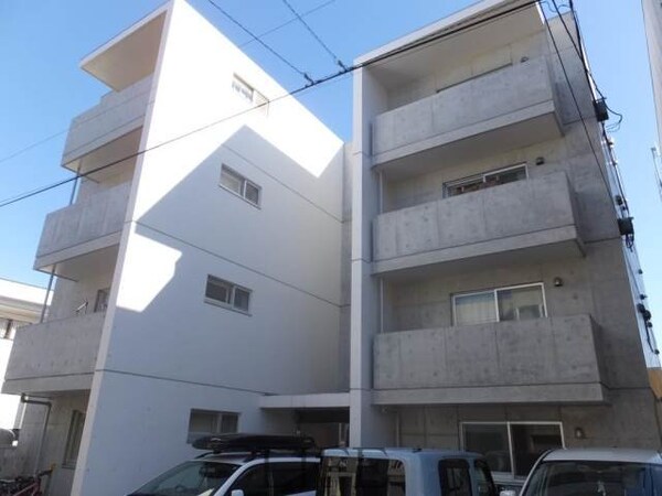 建物外観(デザイナーズマンション♪)