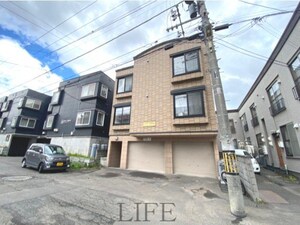 カフリシエ東札幌外観写真