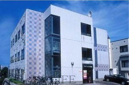 アビアシオン参番館外観写真