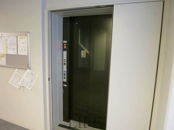 エントランス(エレベーター)
