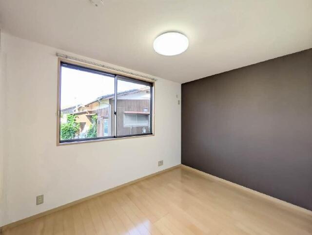 物件内観写真15　(洋室5.4帖)